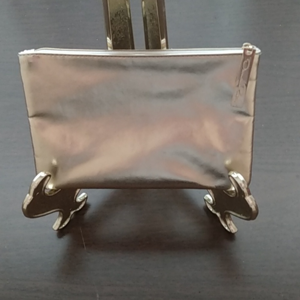 OSCAR DE LA RENTA Gold Pouch Clutch Bag